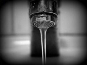 Obvestilo o moteni oskrbi s pitno vodo v Šmarci 