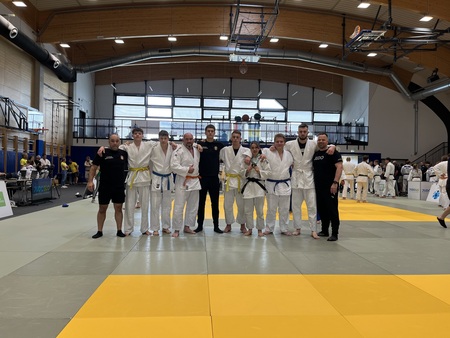 Tekmovalci in trenerji JK Ippon Kamnik in JK Komenda.jpg