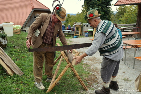 Prikaz starih kmečkih opravil na Gori Sv. Miklavža