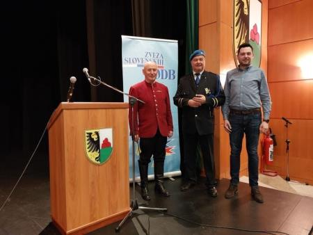 274821129_10227997285303885_8964368544334304653_n-001