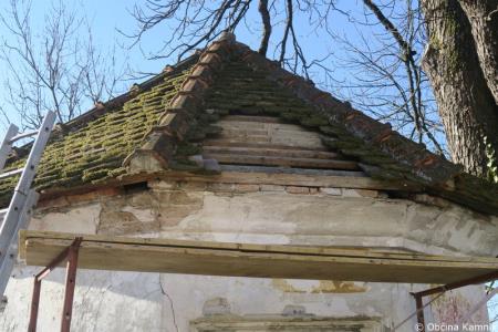 STOLPII_2-_ZAPRICE_-_ODPIRANJE-001