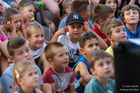 237531603_10158976162481998_3206214513078214062_n-001