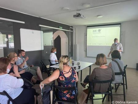 214004444_4668918616470267_4390401097503132485_n-001