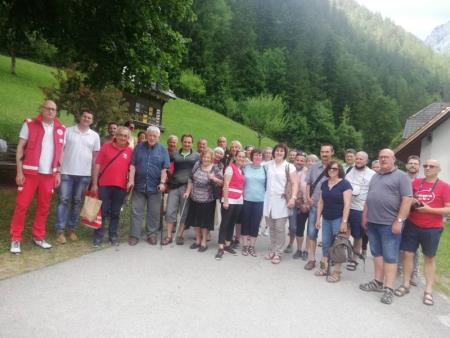 IMG-571dd5c591e06390a9ee50266e00816a-V-001