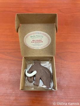 mamut-001