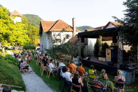 117444458_10158113859116998_7262230795403209951_o-001