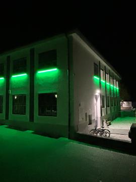 Osvetljen Dom kulture Kamnik (1)