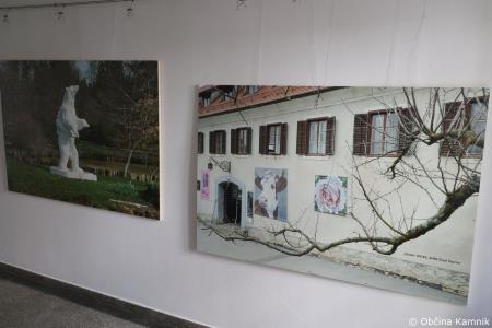Del razstave DOBRE NOVICE! na ogled v prostorih Občine Kamnik (2)