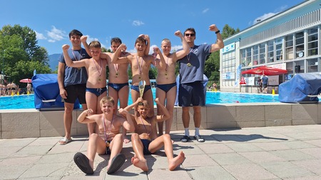 CalcitWaterpolo_decki