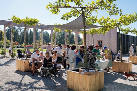 Otvoritev-demenci-prijazne-tocke-2025-©Arboretum-Volcji-Potok-foto-Klara-Kopac-01