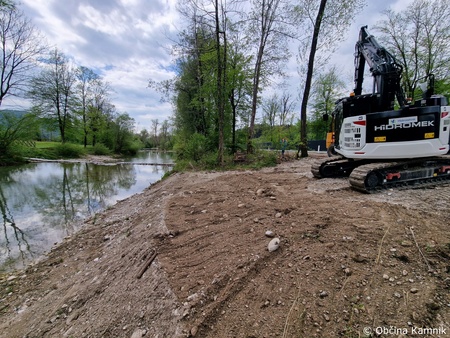 Sanacijska obnova vodotokov in hudournikov po poplavah  (2)