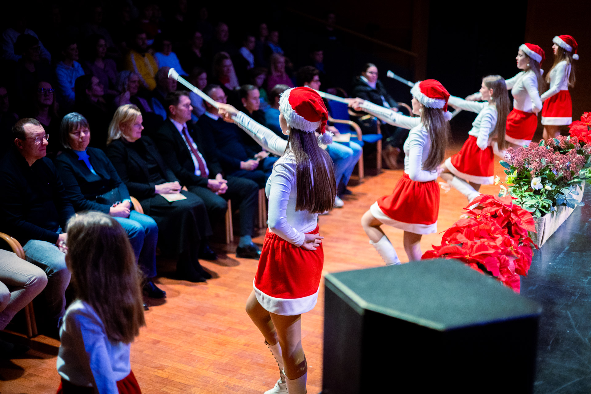 Časovni stroj Mestne godbe Kamnik očaral kamniško občinstvo